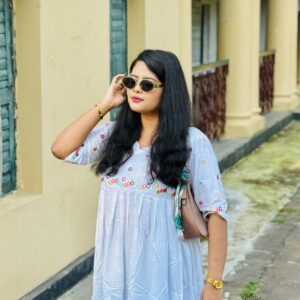 Embroidered Long Top